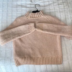Soft H&M turtle neck long sleeve top